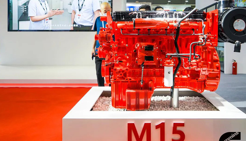 Cummins M15 Engine